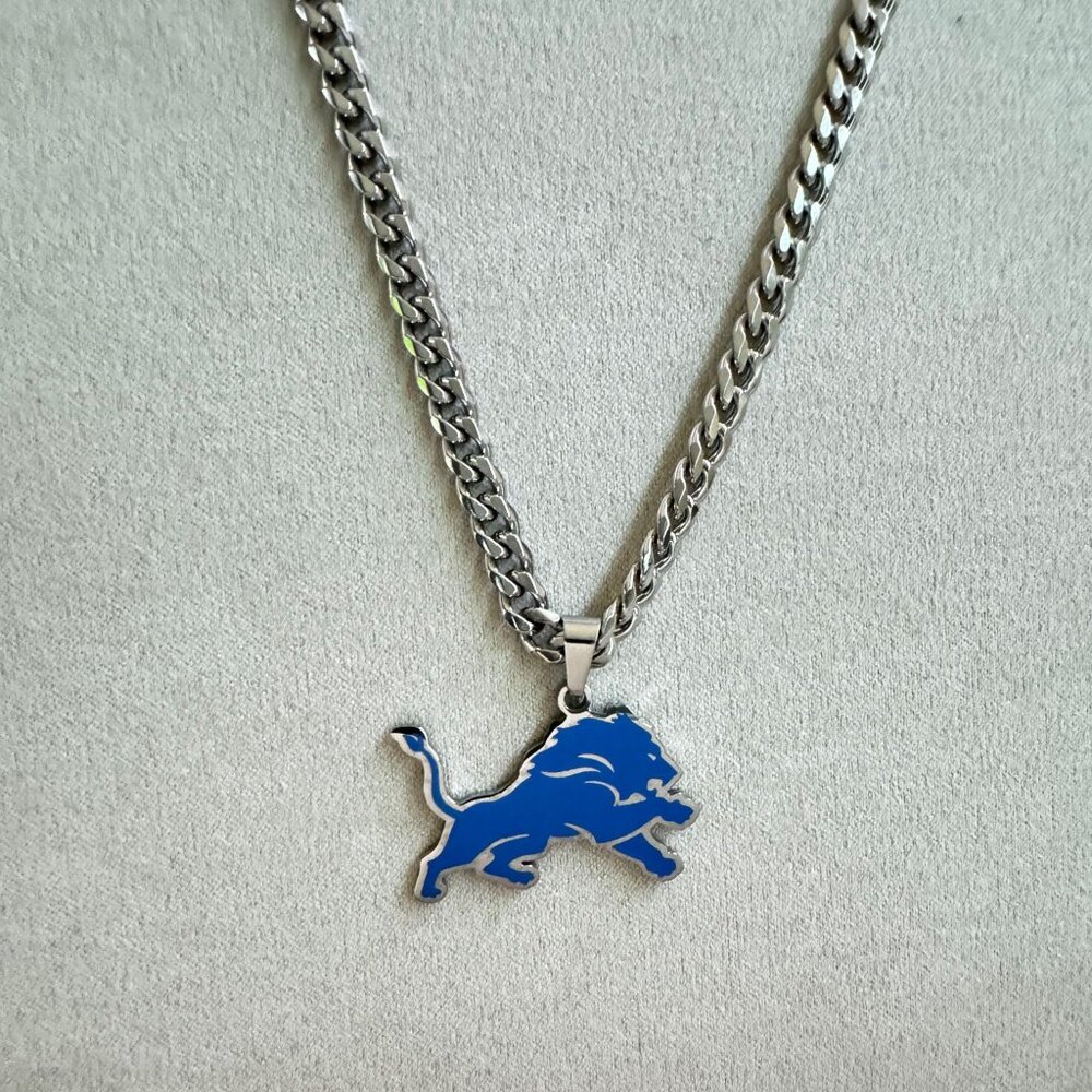 Detroit Lions Necklace - Blue Pendant - 5mm Cuban - 22" Chain - NFL Football